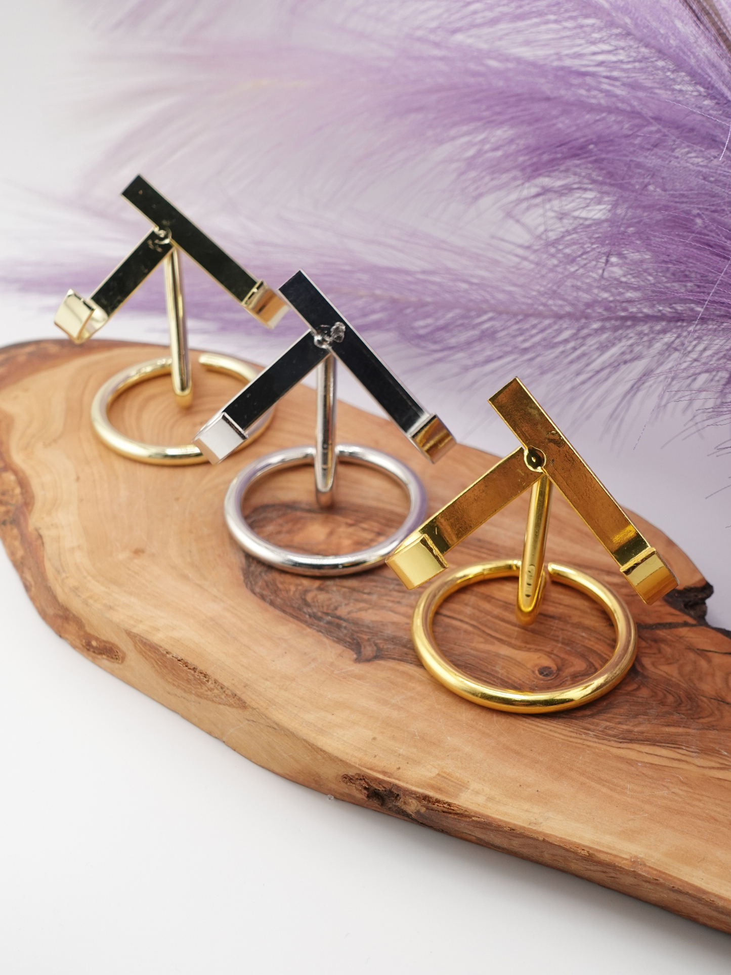 Two Prong Stand