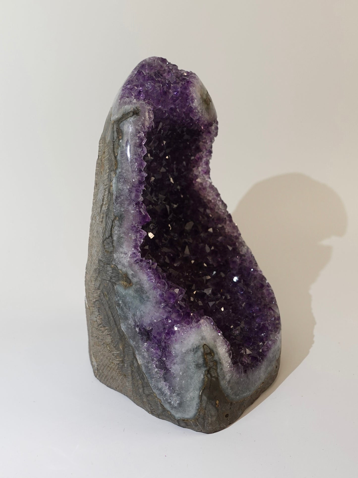 Statement Amethyst Cut Base