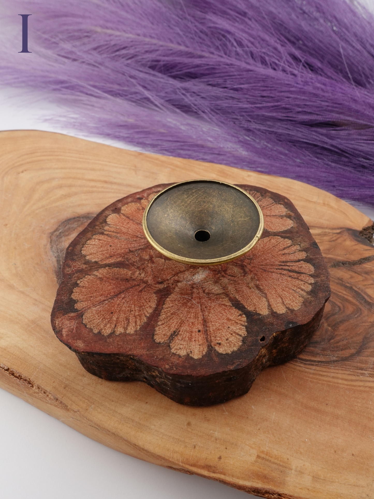 Tree Slice Sphere Stand