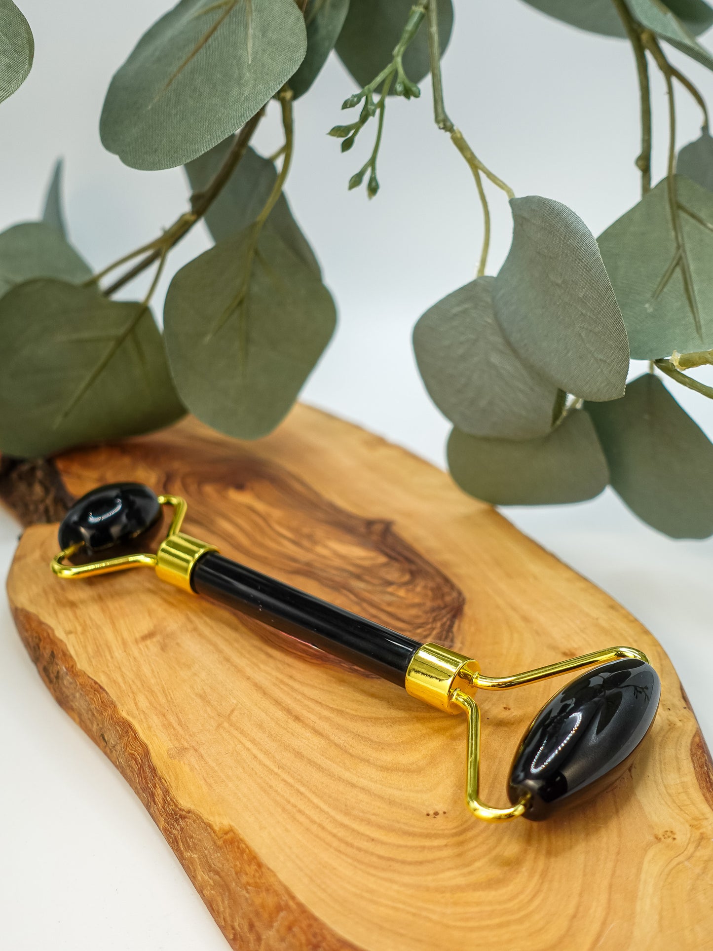 Crystal Face Roller