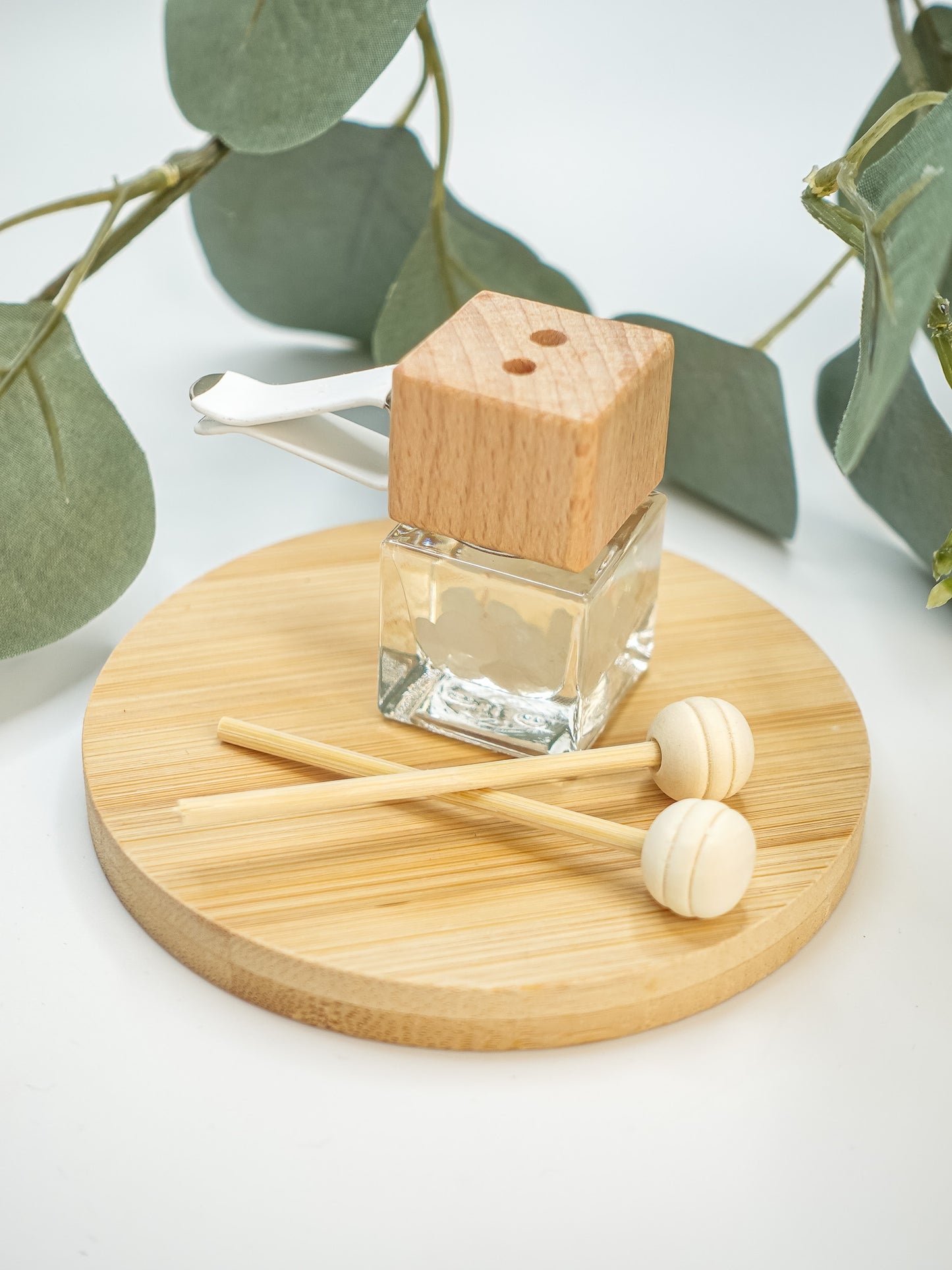 Clip-in Essential Oil Diffuser