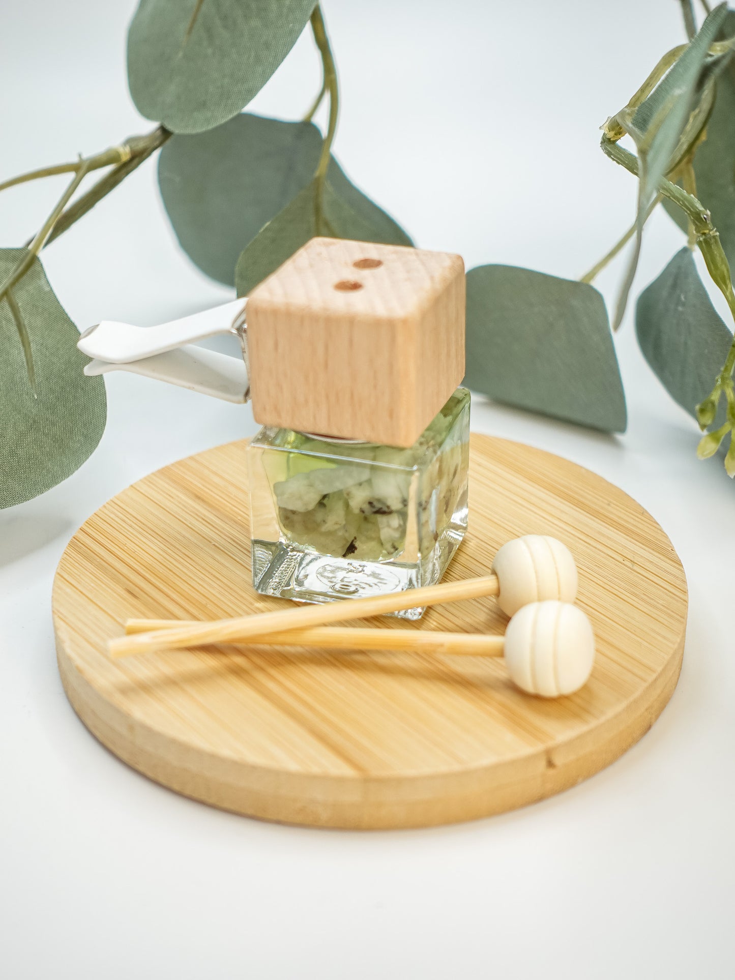 Clip-in Essential Oil Diffuser