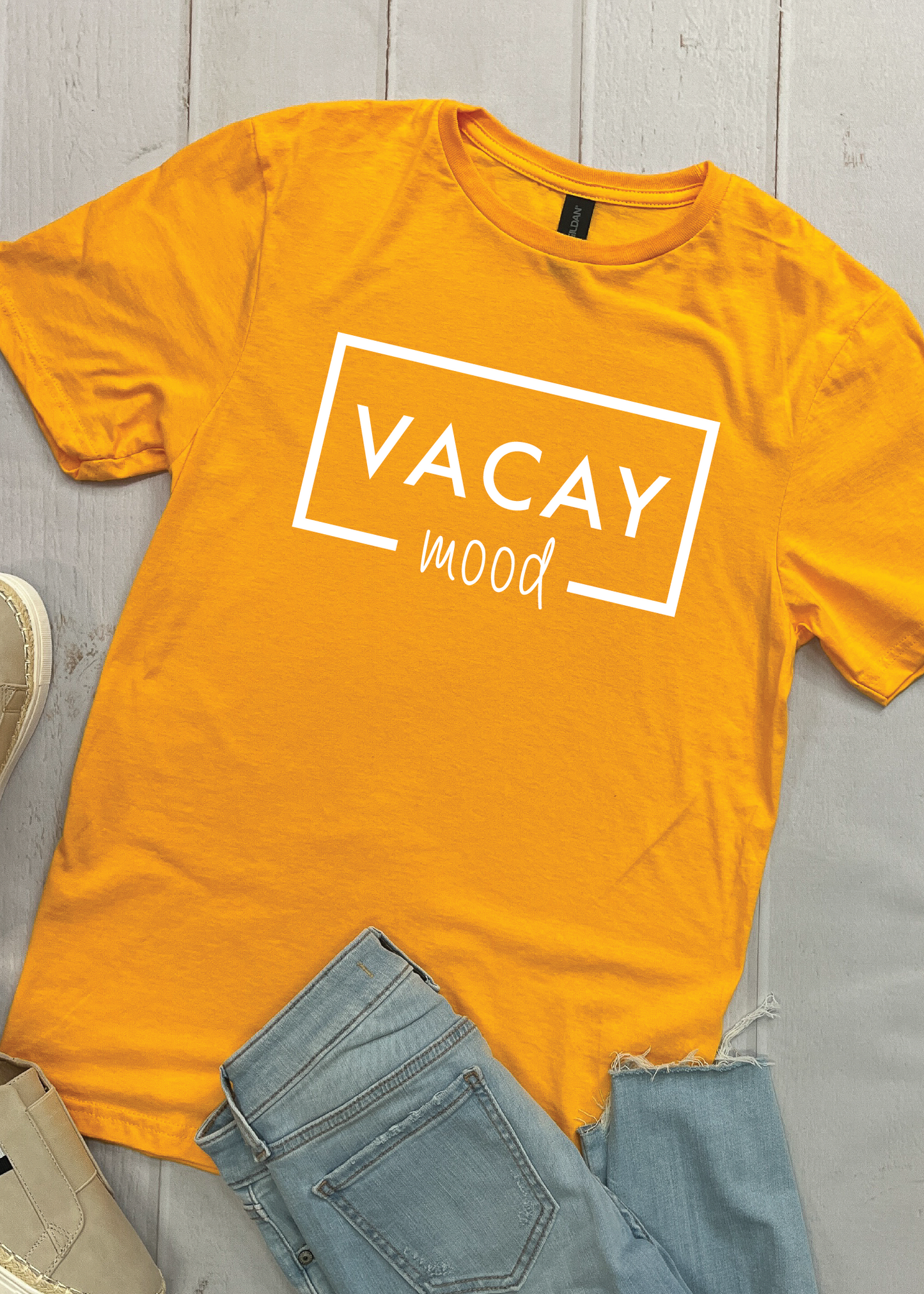 Vacay Mood - Graphic Tee