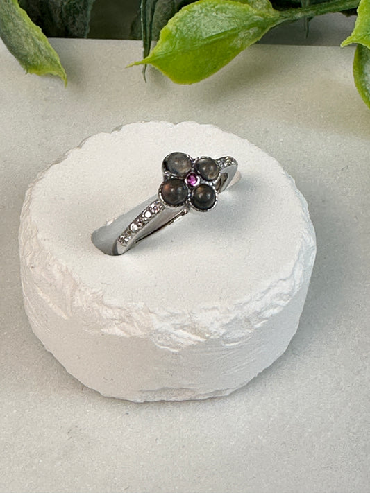 Labradorite Clover Ring