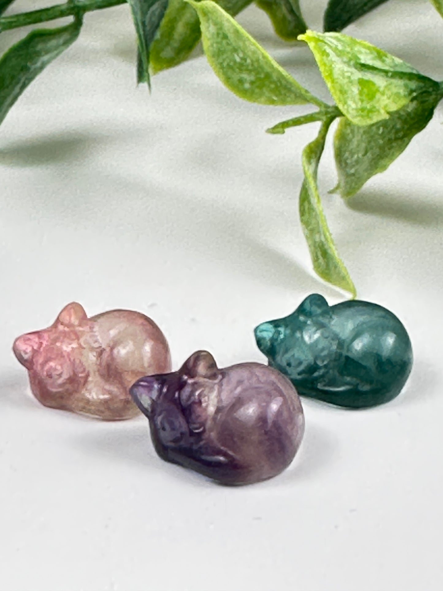 Mini Fluorite Sleepy Cat