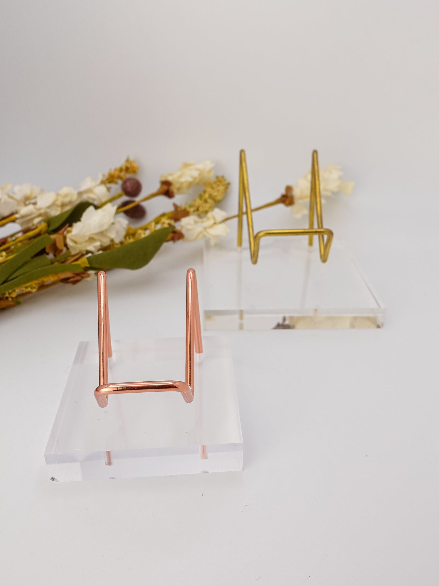 Clear and Metal Easel Slab Stand