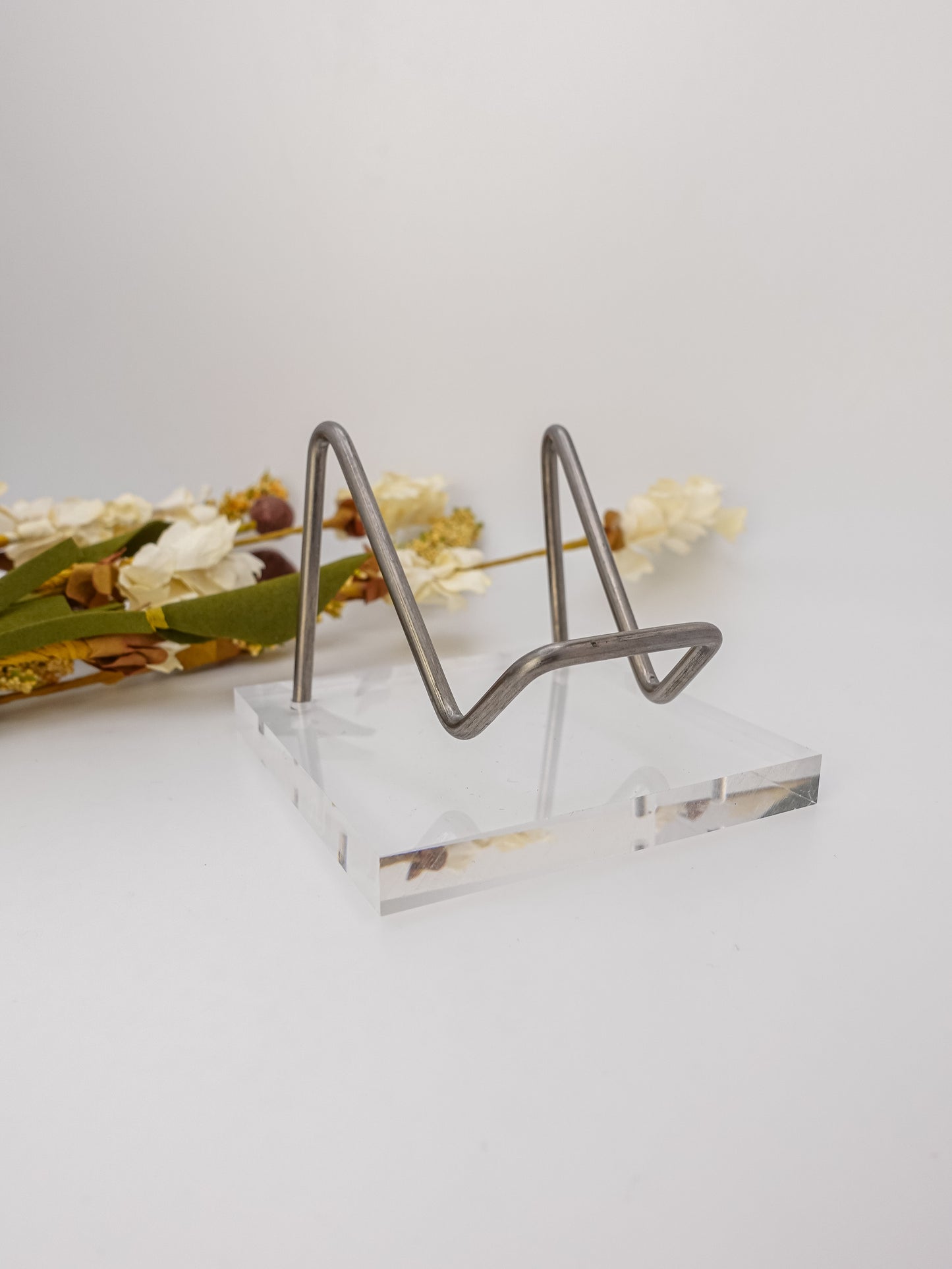 Clear and Metal Easel Slab Stand