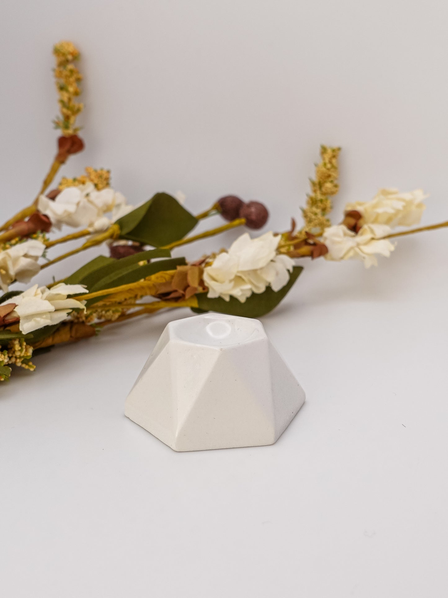 White Hexagon Sphere Stand
