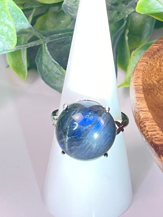 Statement Labradorite Round Ring