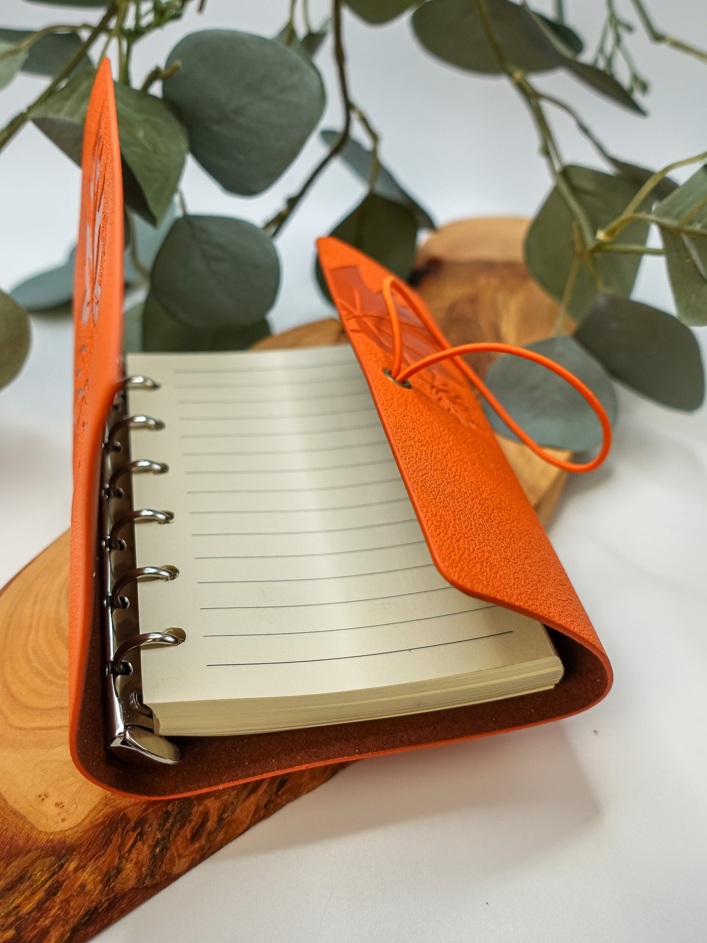 Leaf Notebook - Elastic Close