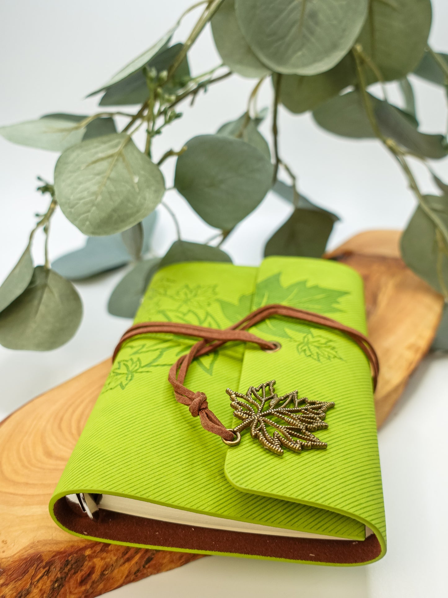 Leaf Leather Notebook - Tie Close