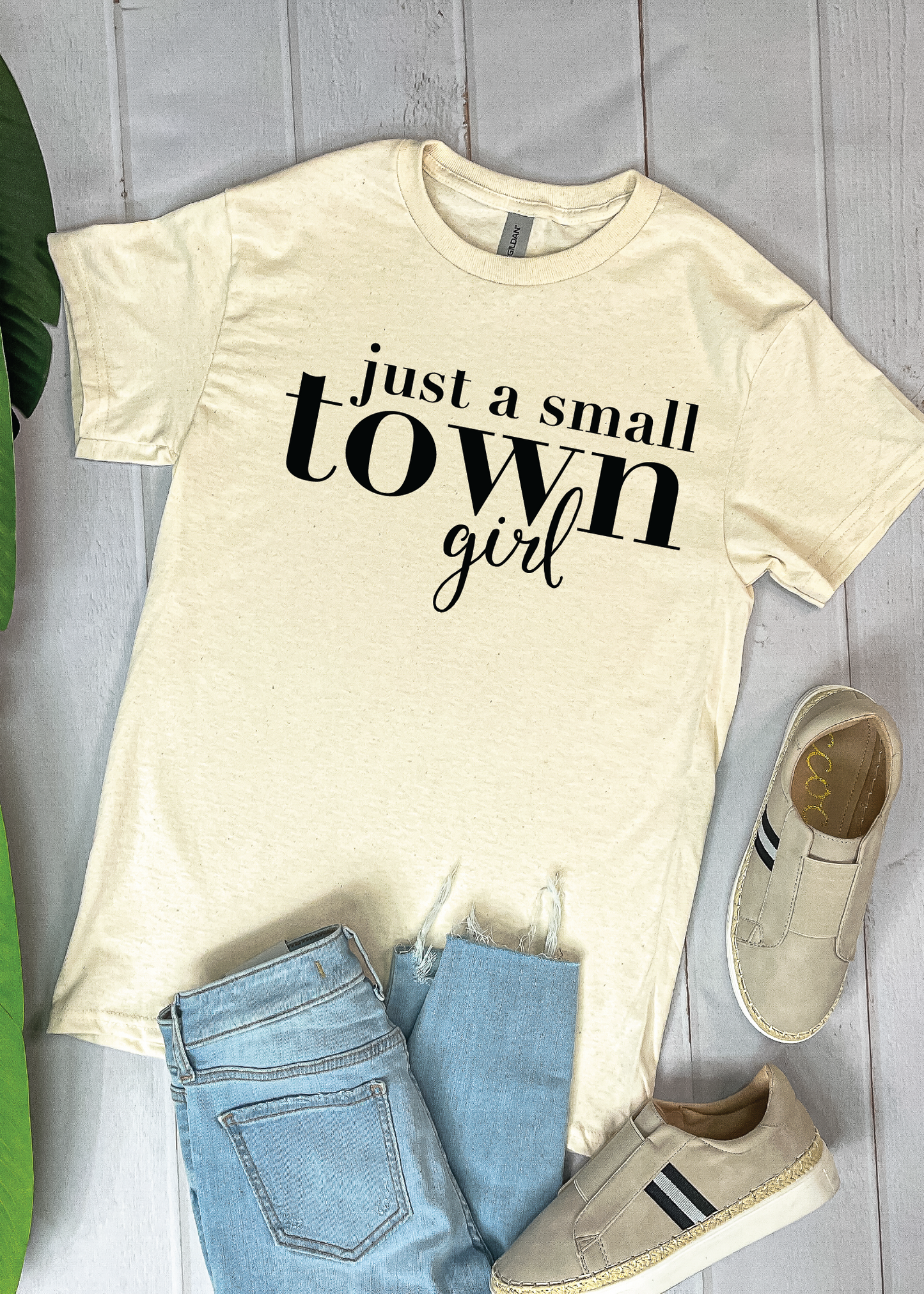 Small Town Girl - Graphic Tee