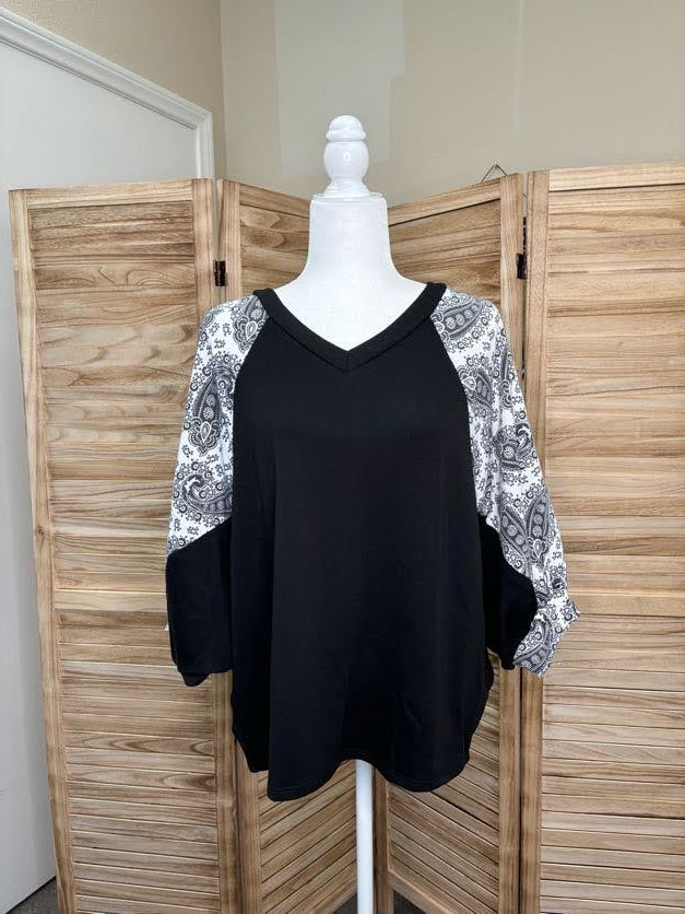 Black and White Paisley Dolman