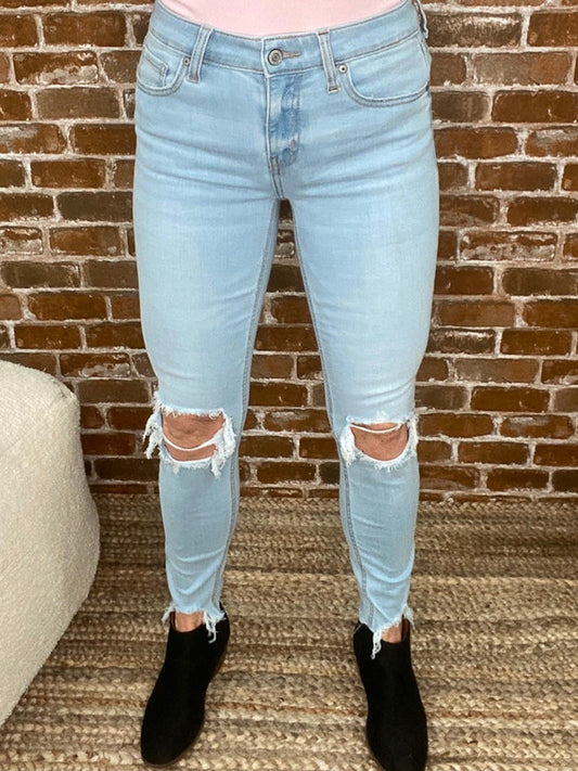 Mid Rise Skinny Crop Lt Wash With Whiskering Jeans