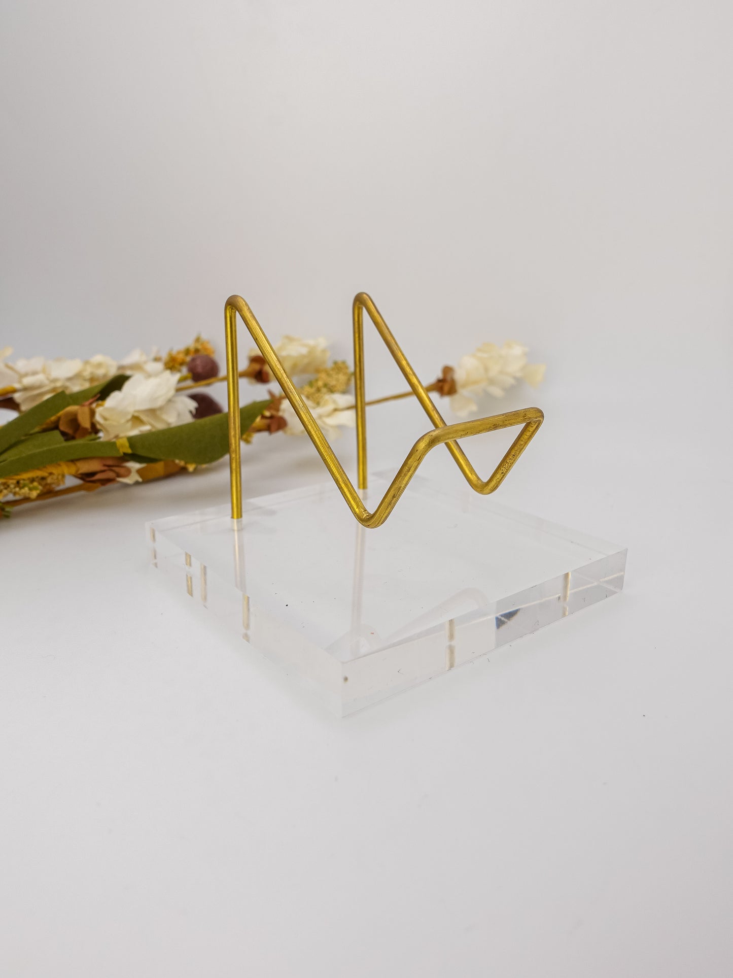 Clear and Metal Easel Slab Stand