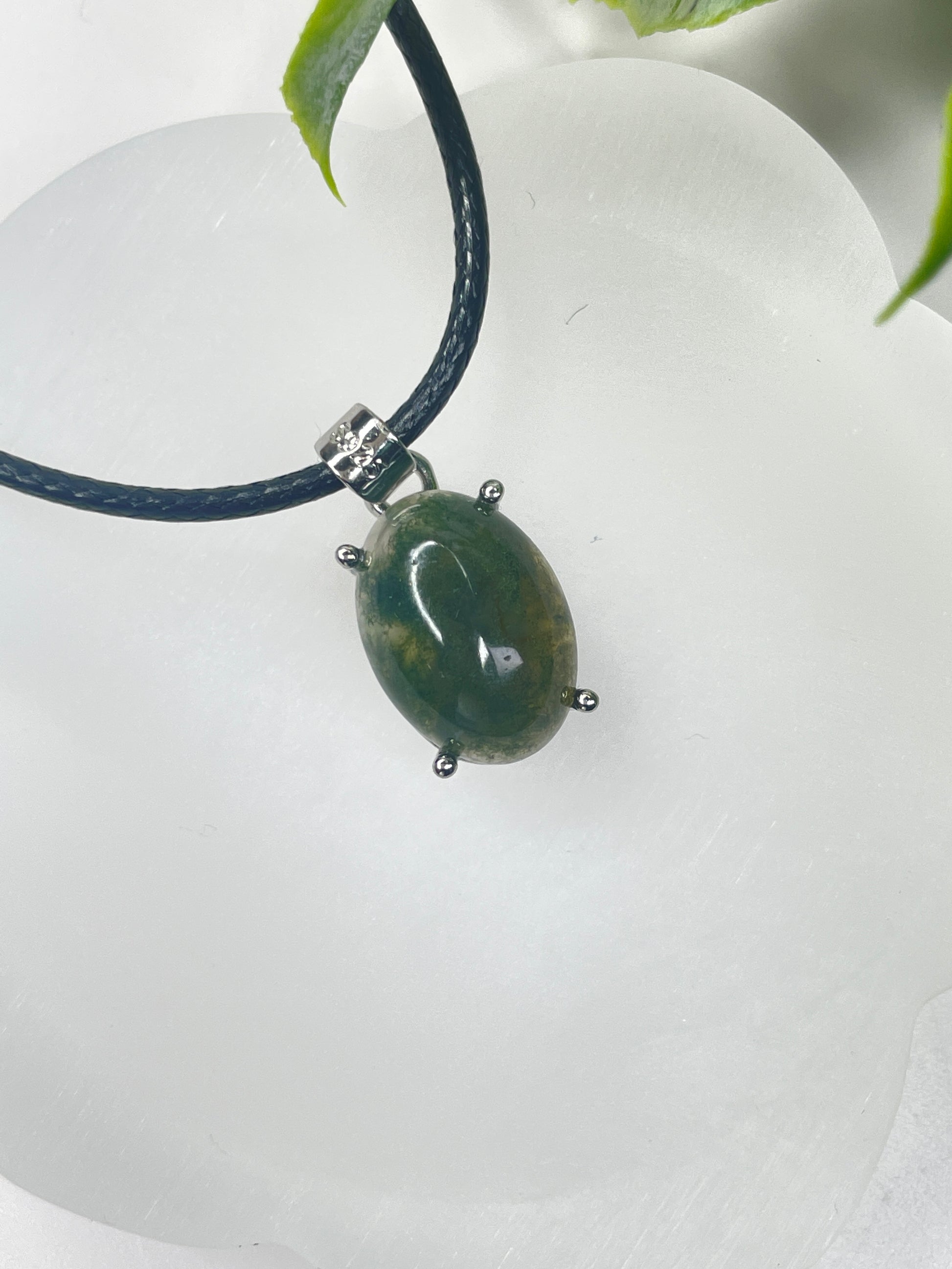 Moss Agate Oval Necklace